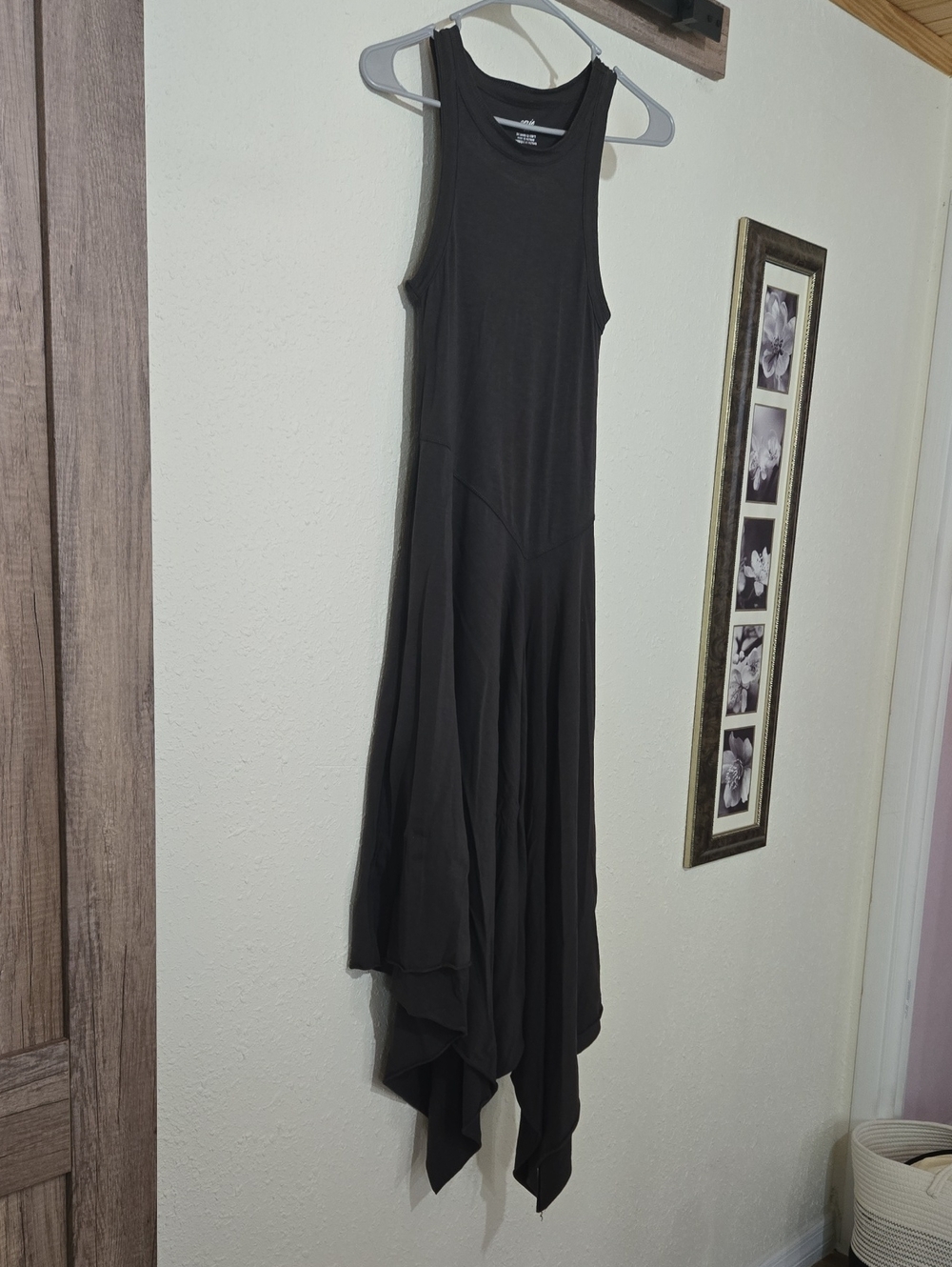 Pre-lived aerie Black Asymmetrical Handkerchief Hem Dress